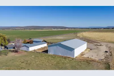 11288 SW Highway 126, Powell Butte, OR 97753 - Photo 38