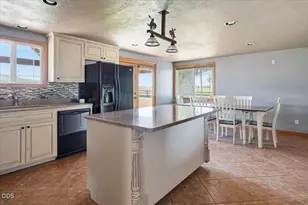 11288 SW Highway 126, Powell Butte, OR 97753 - Photo 20