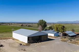11288 SW Highway 126, Powell Butte, OR 97753 - Photo 4