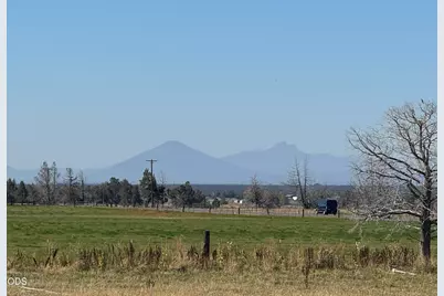 11288 SW Highway 126, Powell Butte, OR 97753 - Photo 8