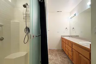 527 SW Wagner Meadows Dr, Grants Pass, OR 97526 - Photo 18