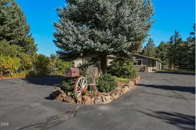 20594 Jefferson Court, Bend, OR 97703 - Photo 4
