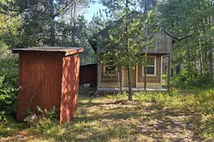 30142 M St, Klamath Falls, OR 97601 - Photo 4