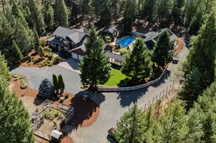 148 Carlos Ave, Rogue River, OR 97537 - Photo 8