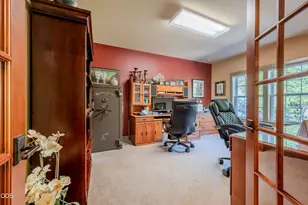 148 Carlos Ave, Rogue River, OR 97537 - Photo 18