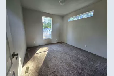 535 W River Street, Cave Junction, OR 97523 - Photo 24