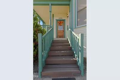 411 NW E Street, Grants Pass, OR 97526 - Photo 6