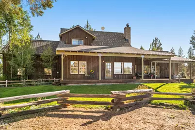 18130 Wanona Road, Sisters, OR 97759 - Photo 2