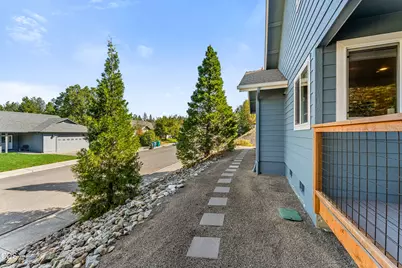 227 Sapphire Court, Grants Pass, OR 97527 - Photo 36