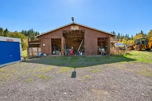 9500 Butte Falls Hwy, Eagle Point, OR 97524 - Photo 54