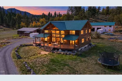 9500 Butte Falls Highway, Eagle Point, OR 97524 - Photo 2