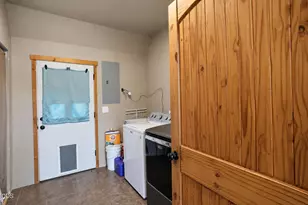 9500 Butte Falls Hwy, Eagle Point, OR 97524 - Photo 42