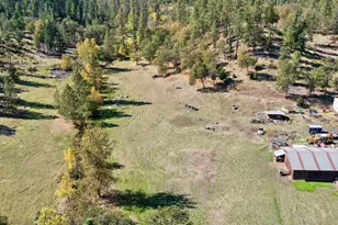 9500 Butte Falls Hwy, Eagle Point, OR 97524 - Photo 10