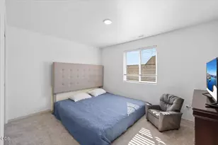3688 Carlin Dr, Medford, OR 97504 - Photo 22