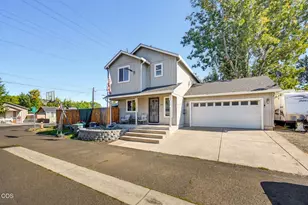 426 Berrydale Ave, Medford, OR 97501 - Photo 26