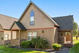 1490 Red Wing Loop, Redmond, OR 97756 - Photo 2
