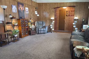 1094 Lee Roze Ln, Grants Pass, OR 97527 - Photo 6