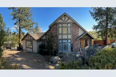 1120 S Mountain Avenue, Ashland, OR 97520 - Photo 1
