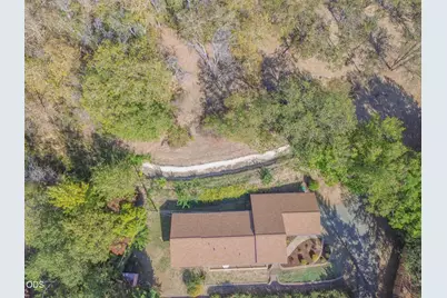 1111 NE Beacon Drive, Grants Pass, OR 97526 - Photo 36