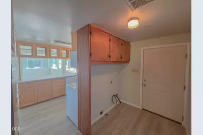 1111 NE Beacon Drive, Grants Pass, OR 97526 - Photo 12