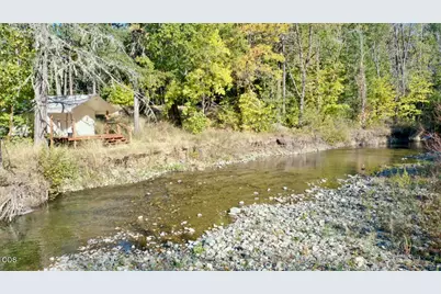 9439 Holland Loop Road, Cave Junction, OR 97523 - Photo 4