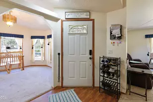 3735 Cobleigh Rd, Eagle Point, OR 97524 - Photo 6