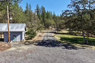 3735 Cobleigh Rd, Eagle Point, OR 97524 - Photo 44