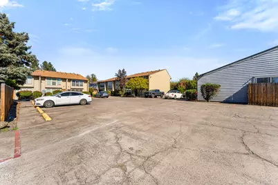 1800 Crater Lake Avenue #36, Medford, OR 97504 - Photo 10