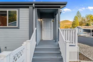 22071 Or-62, Shady Cove, OR 97539 - Photo 14