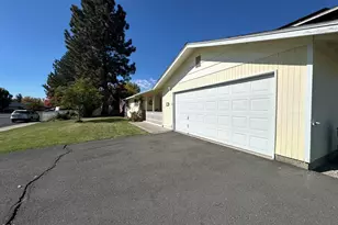 4609 Villa Dr, Klamath Falls, OR 97603 - Photo 4
