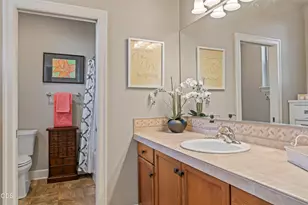 10388 SW Barber St, Wilsonville, OR 97070 - Photo 54