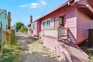 332 N Ivy St, Medford, OR 97501 - Photo 18