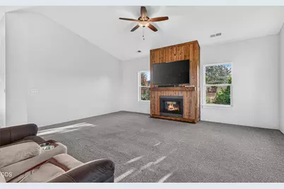 103 Greenview Drive, Eagle Point, OR 97524 - Photo 20
