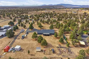 15886 SE Cahvilla Rd, Prineville, OR 97754 - Photo 10