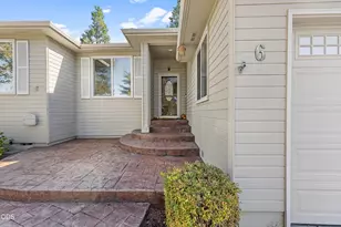 2398 Springbrook Rd, Medford, OR 97504 - Photo 4