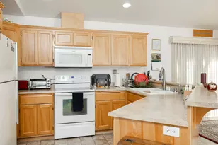 1150 Angler Ln, Grants Pass, OR 97527 - Photo 8