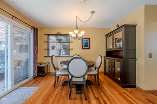202 Kings Way, Central Point, OR 97502 - Photo 10