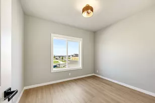 3220 Garner Wy, Medford, OR 97504 - Photo 40