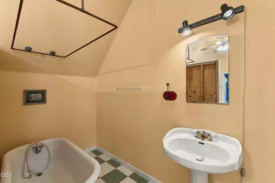 16 Ashland Avenue, Medford, OR 97504 - Photo 44