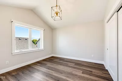 305 Davidson Way, Talent, OR 97540 - Photo 36
