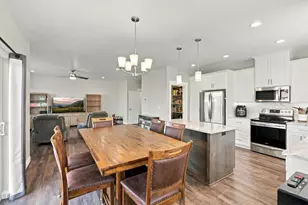 213 Samuel Lane Loop Rd, Phoenix, OR 97535 - Photo 16