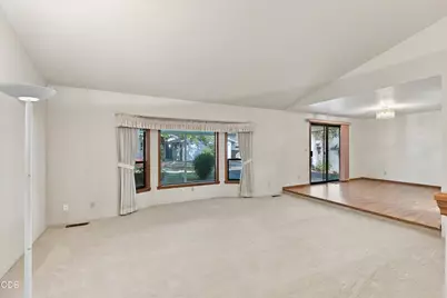 780 Mesman Drive, Grants Pass, OR 97527 - Photo 2
