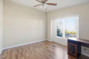 2325 NW Highland Ave, Grants Pass, OR 97526 - Photo 20