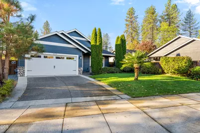 2225 Esther Lane, Grants Pass, OR 97527 - Photo 2
