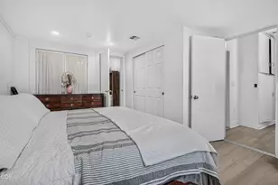 247 Berrydale Ave, Medford, OR 97501 - Photo 8