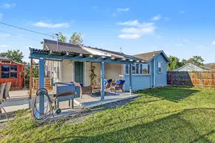 247 Berrydale Ave, Medford, OR 97501 - Photo 32