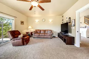 1076 NW Starlite Pl, Grants Pass, OR 97526 - Photo 54
