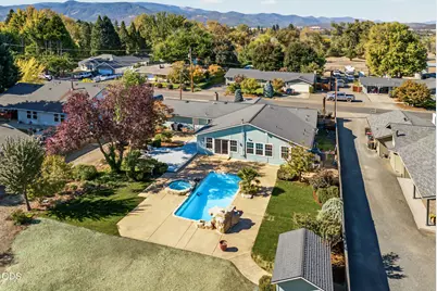 5358 Raymond Way, Central Point, OR 97502 - Photo 36