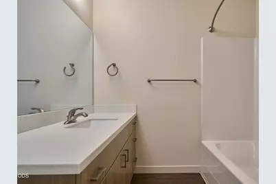 25 S Mountain Avenue, Ashland, OR 97520 - Photo 18