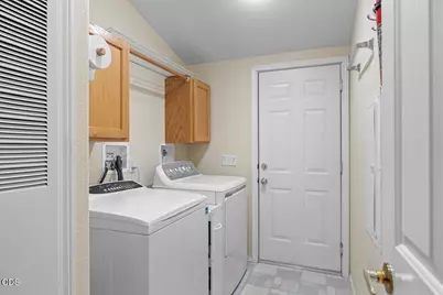 374 Orth Drive # 19, Central Point, OR 97502 - Photo 20